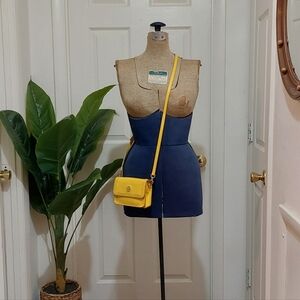 Tory Burch Convertable Yellow Leather Mini Crossbody Bag/waist Bag